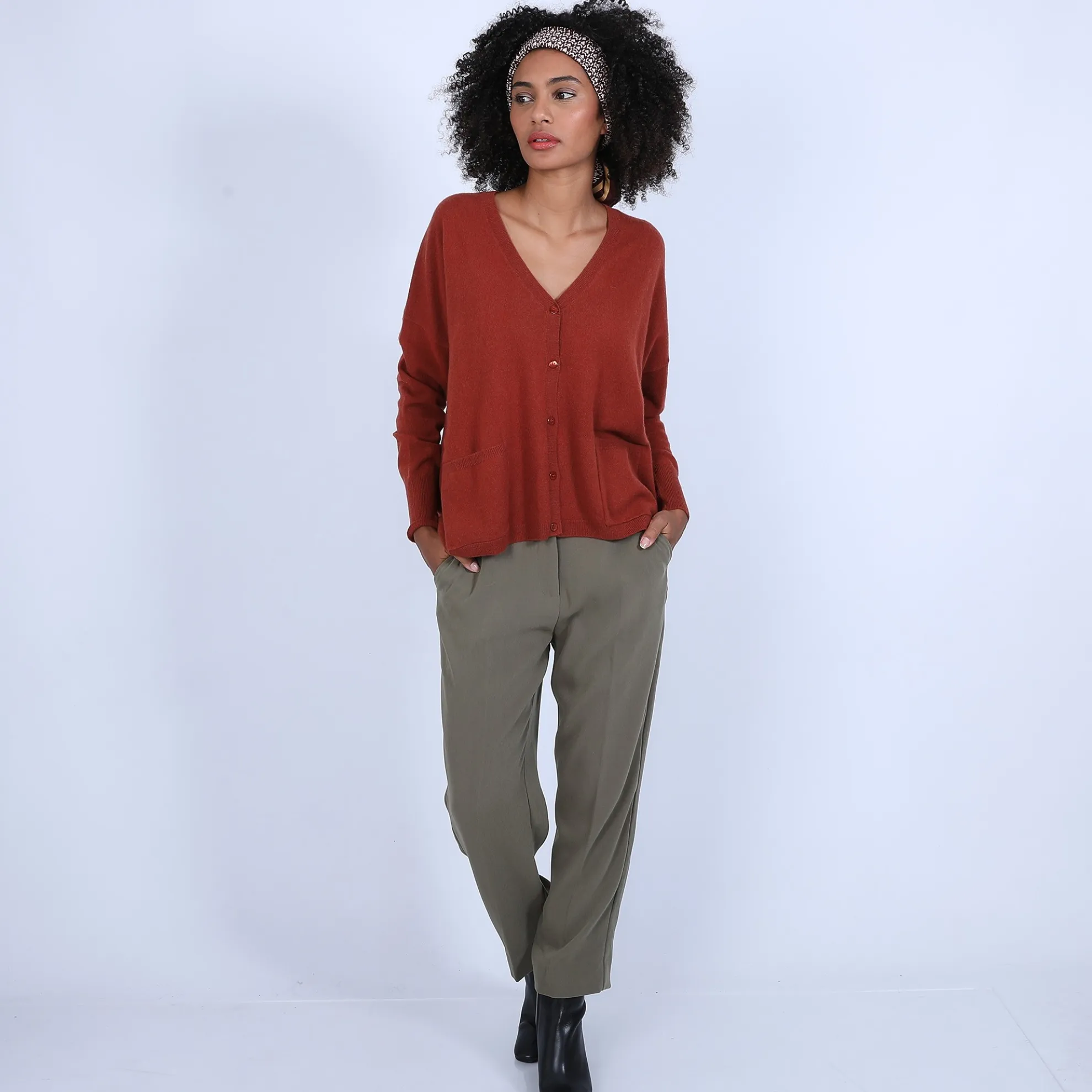 Maison Montagut Cardigan Col V En Cachemire - Brune>Femme Vestes Et Gilets