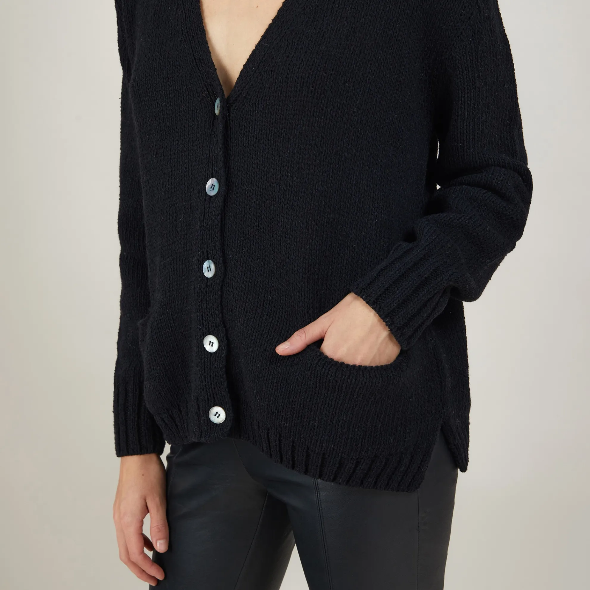 Maison Montagut Cardigan Col V En Laine Et Soie - Bilan>Femme Pulls