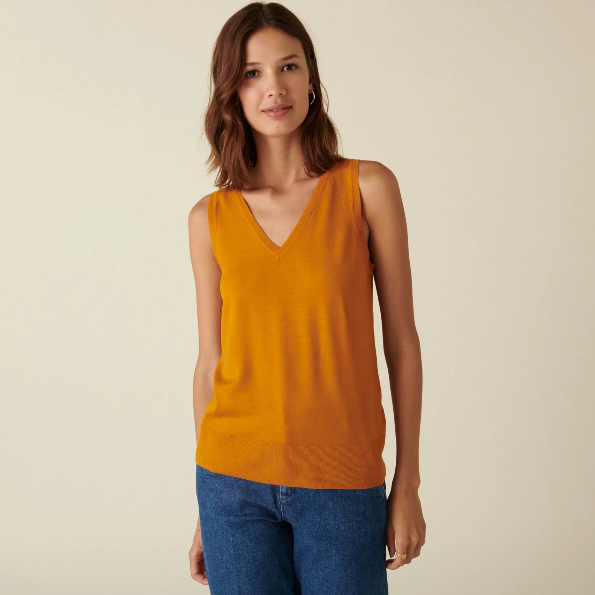 Maison Montagut Debardeur Col V A Point Jersey En Laine Merinos - Atta>Femme Débardeurs