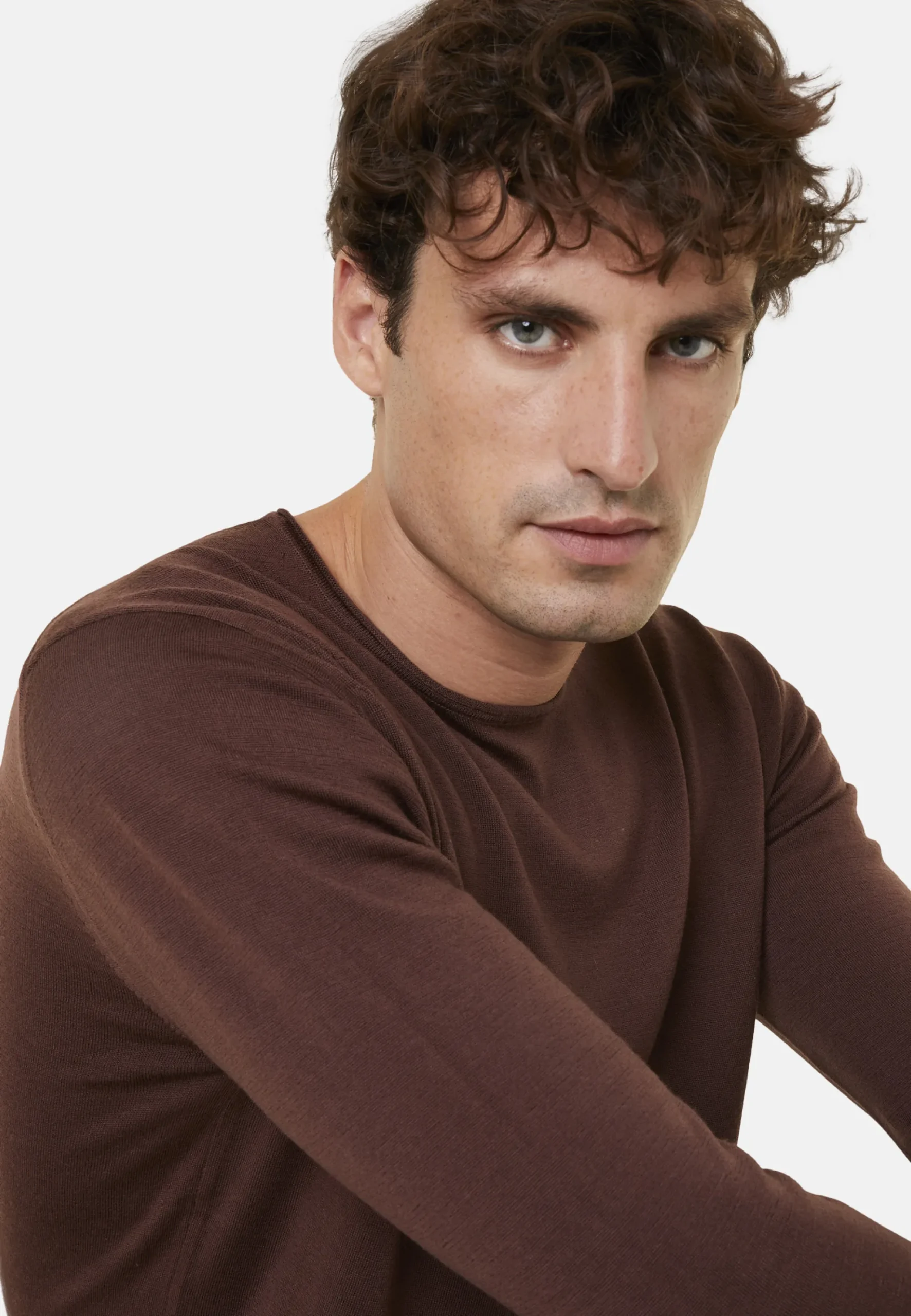 Maison Montagut Pull Col Rond En Laine Merinos Finitions Roulotees - Rythme>Homme Pulls