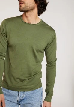 Maison Montagut Pull Col Rond En Laine Merinos Finitions Roulotees - Rythme><noscript><img width=