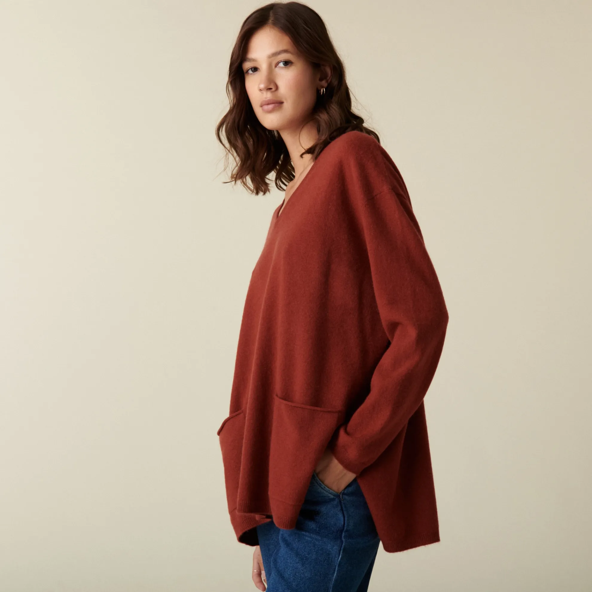 Maison Montagut Pull Col V En Cachemire A Fentes Cotes - Accacia>Femme Pulls
