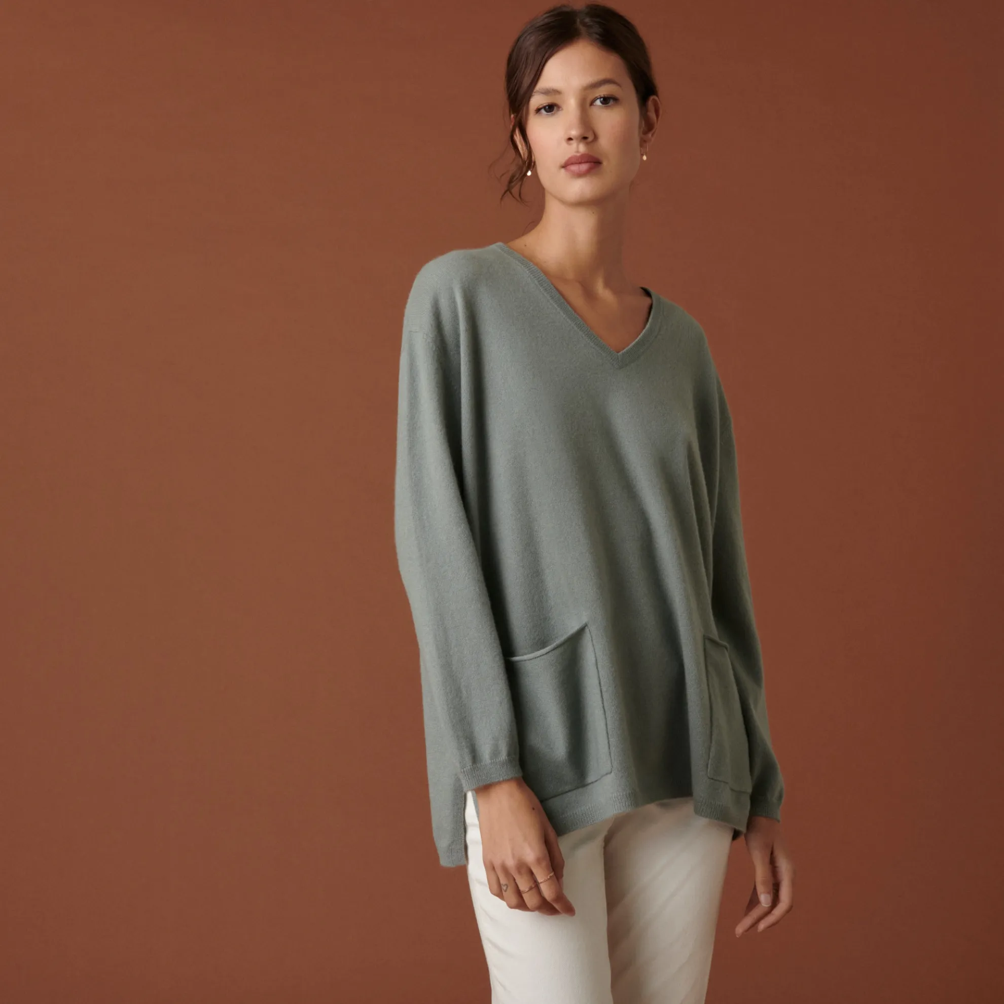 Maison Montagut Pull Col V En Cachemire A Fentes Cotes - Accacia>Femme Pulls