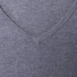 Maison Montagut Pull Col V En Cachemire Intemporel - Eniva><noscript><img width=