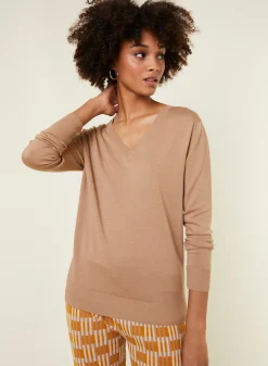 Maison Montagut Pull Col V En Laine Merinos - Arya><noscript><img width=