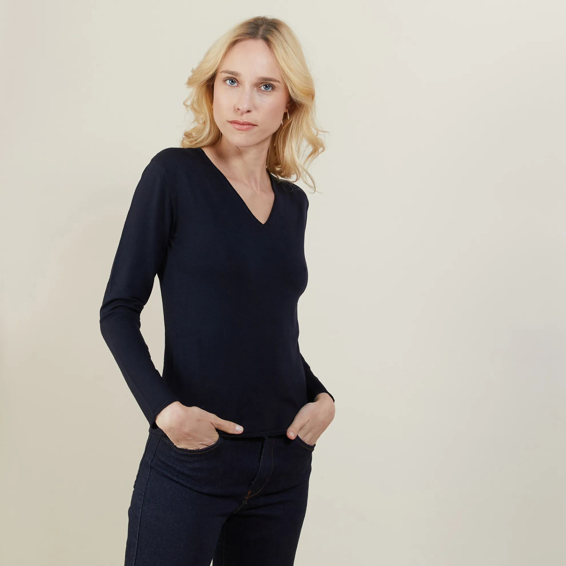 Maison Montagut Pull Col V En Laine Merinos - Gallieni>Femme Pulls