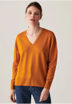 Maison Montagut Pull Col V En Laine Merinos Finitions Bord Cotes - Arya><noscript><img width=