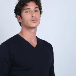 Maison Montagut Pull Col V En Laine Merinos - Badyss><noscript><img width=