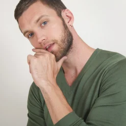 Maison Montagut Pull Col V En Laine Merinos - Badyss><noscript><img width=