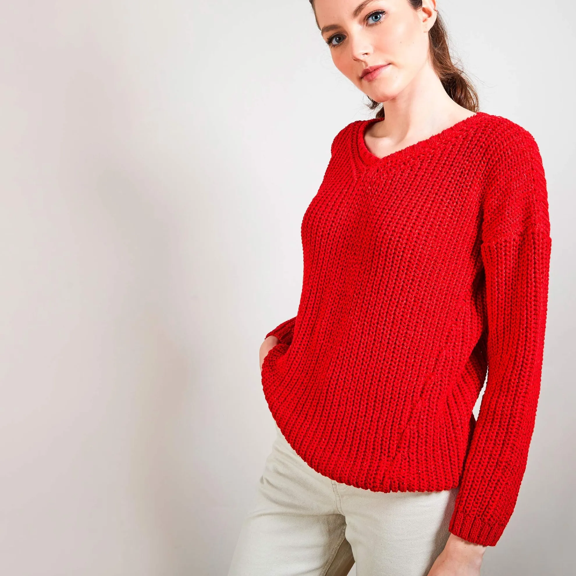 Maison Montagut Pull Col V En Maille Cotelee - Bulle>Femme Pulls