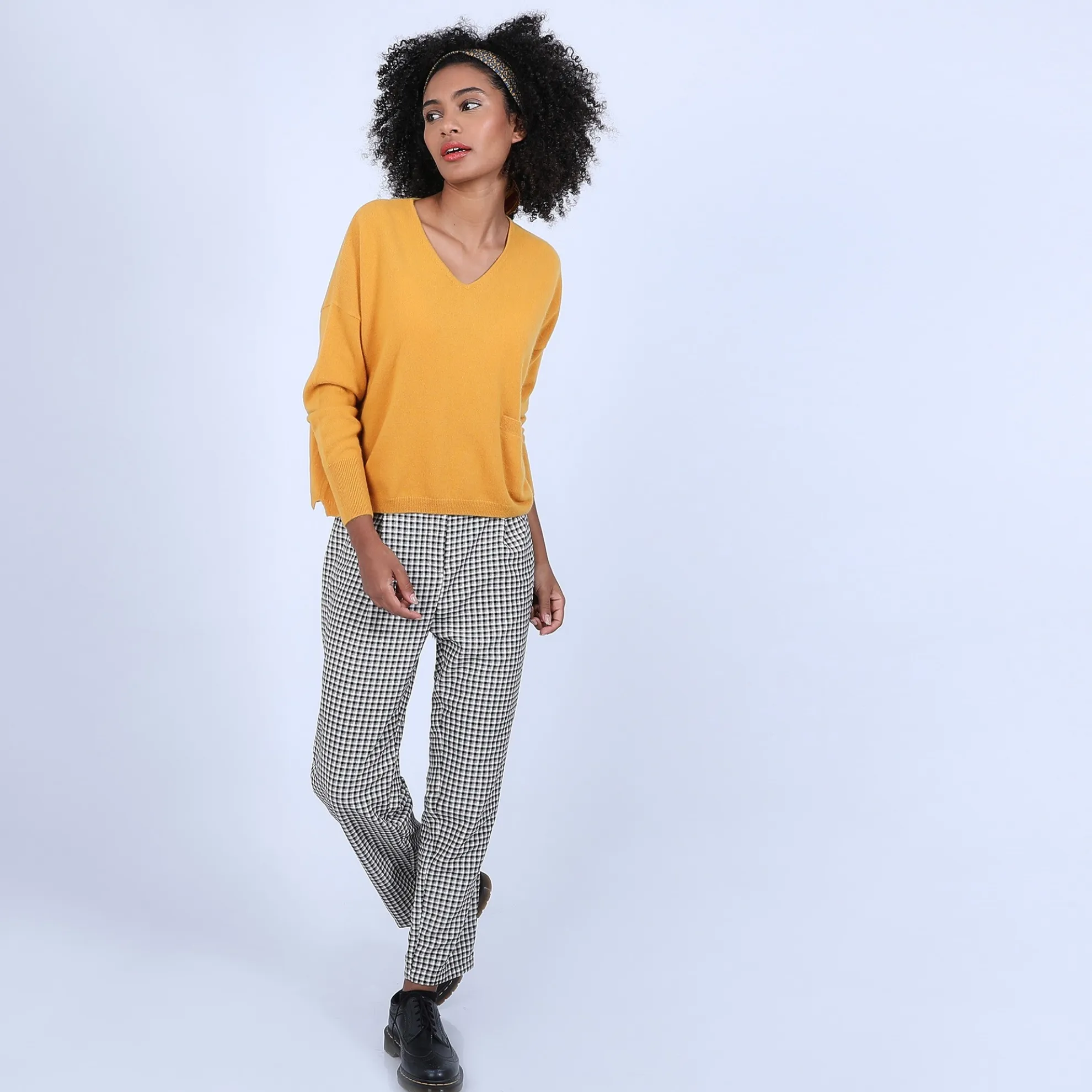 Maison Montagut Pull Court Col V En Cachemire Avec Poches - Balba>Femme Pulls