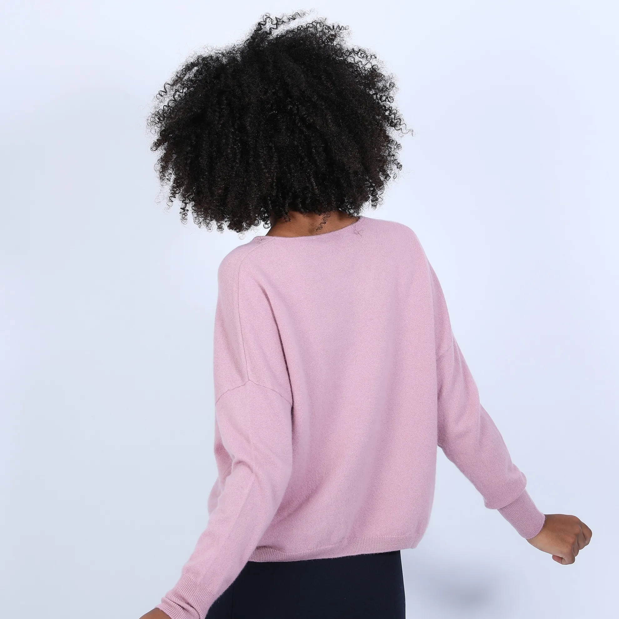 Maison Montagut Pull Court Col V En Cachemire Avec Poches - Balba>Femme Pulls