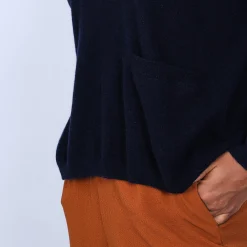 Maison Montagut Pull Court Col V En Cachemire Avec Poches - Balba><noscript><img width=