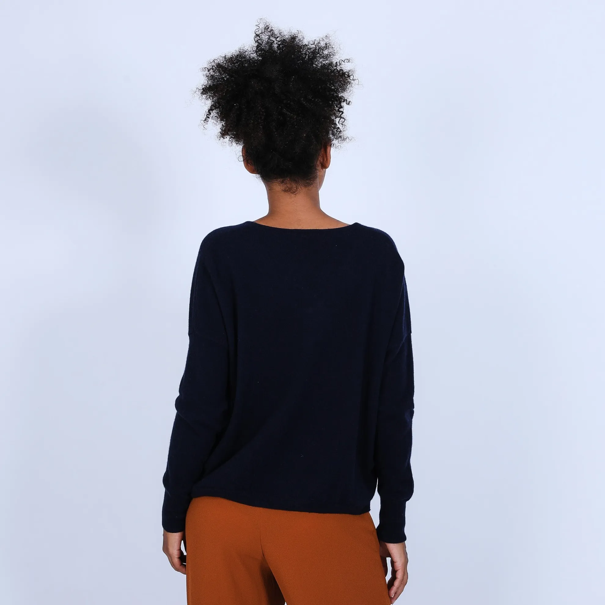 Maison Montagut Pull Court Col V En Cachemire Avec Poches - Balba>Femme Pulls