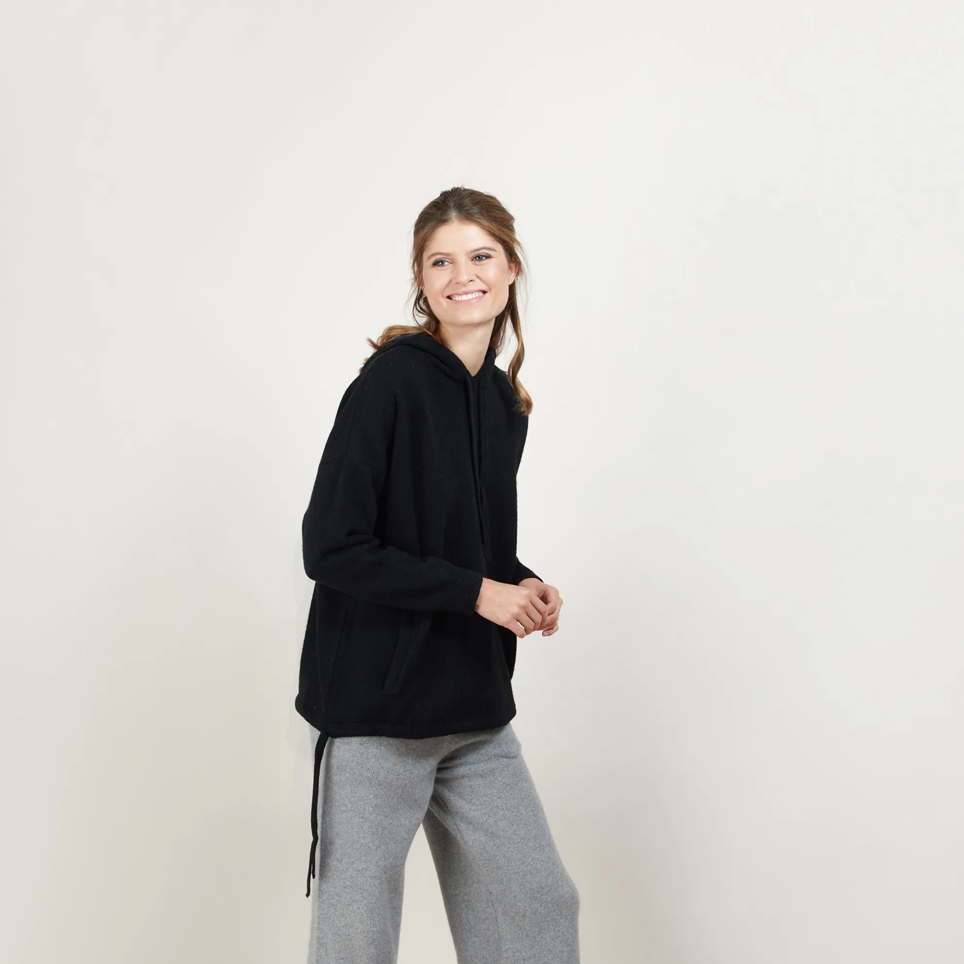 Maison Montagut Sweat A Capuche En Cachemire Et Laine Recycles - Gala>Femme Pulls