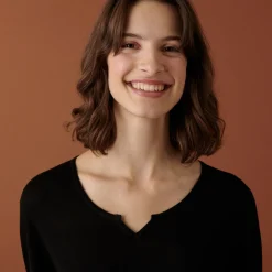 Maison Montagut T-Shirt Col Tunisien En Bambou Cachemire Fine Maille - Betty><noscript><img width=