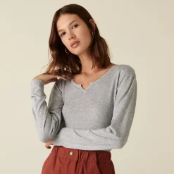 Maison Montagut T-Shirt Col Tunisien En Bambou Cachemire Fine Maille - Betty><noscript><img width=